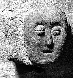 Cabeza cortada de Armeá. Foto M. G. Quintela